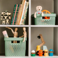 Curver Infinity Recycled Dots Opbergbox - 17L - 3 Stuks - Groen 6 Curver Infinity Recycled Dots Opbergbox - 17L - 3 Stuks - Groen -Leenbakker Winkel 1000031549 0102