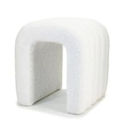 Poef Bouclé Beige - Zithoogte 45 Cm - Japandi Stijl