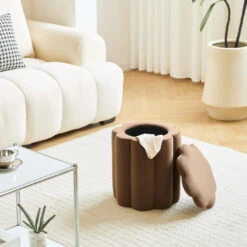 Fluweel Bruine Salonpoef Met Opbergruimte 18 Fluweel Bruine Salonpoef Met Opbergruimte -Leenbakker Winkel 1990bca253d4495c80e0d0f73ca5b26b